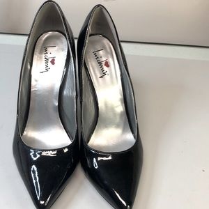 Decent used condition women’s pant leather, high-heeled shoes